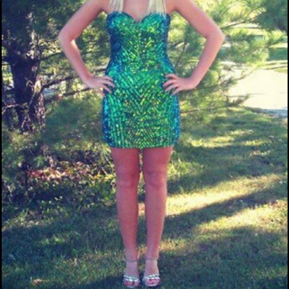 Emerald Green strapless Sherri Hill dress size 4/6